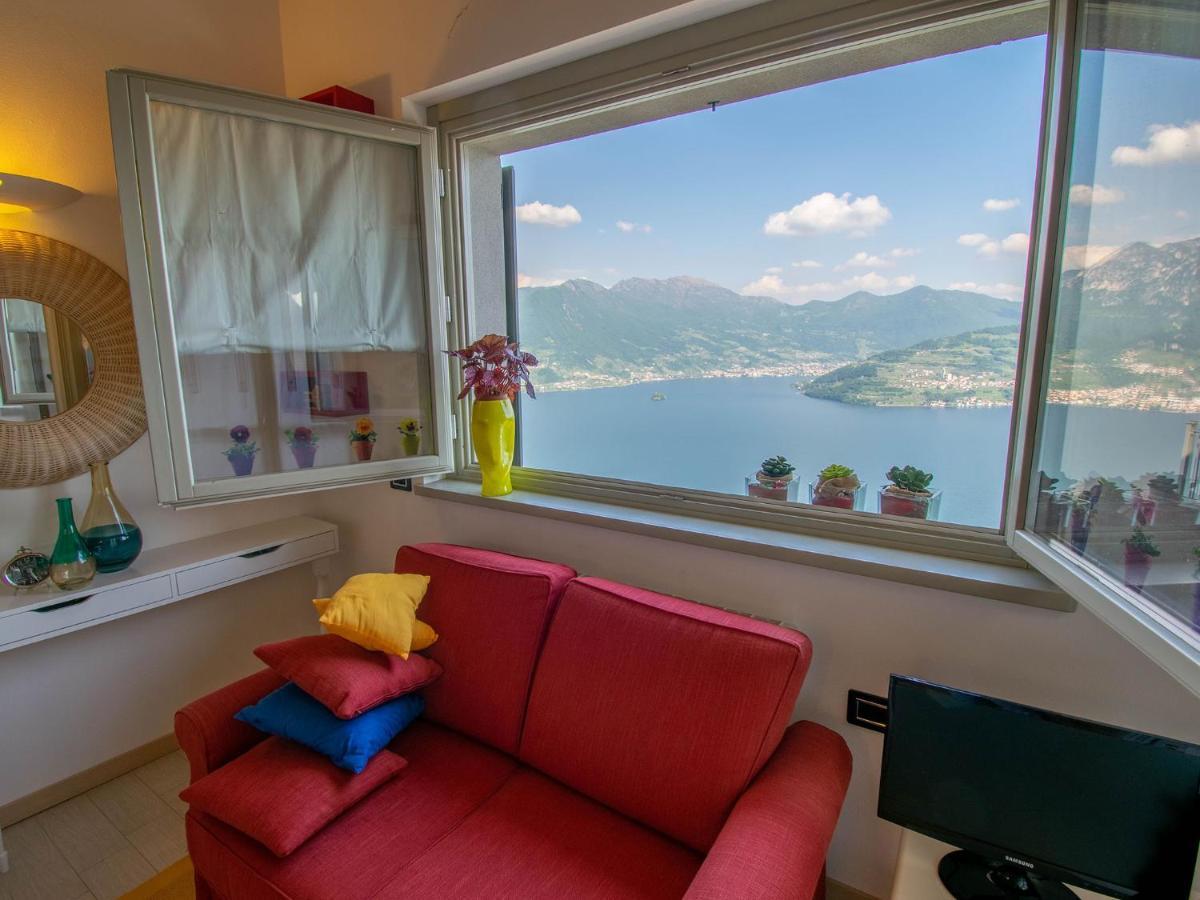 Cherubino - Stunning Lake View With Swimming Pool Parzanica Exterior photo