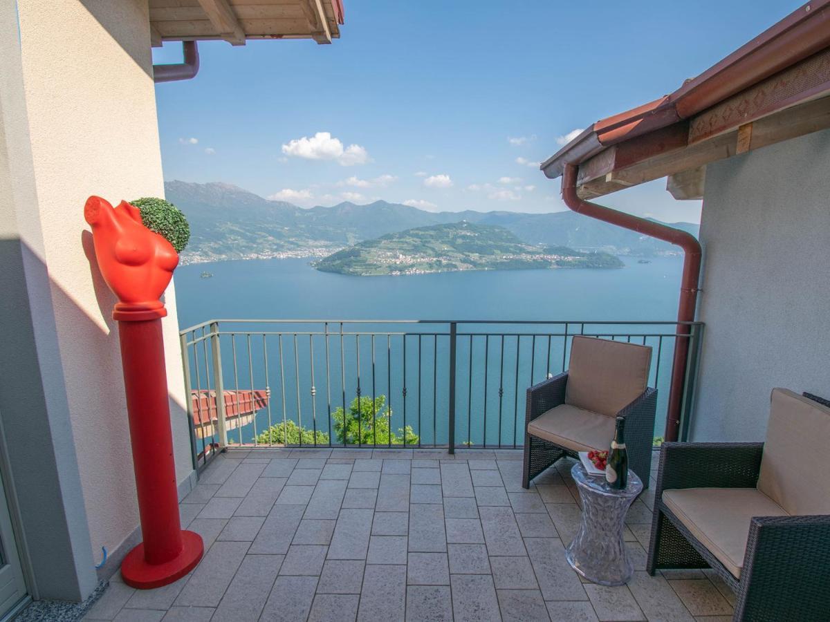 Cherubino - Stunning Lake View With Swimming Pool Parzanica Exterior photo